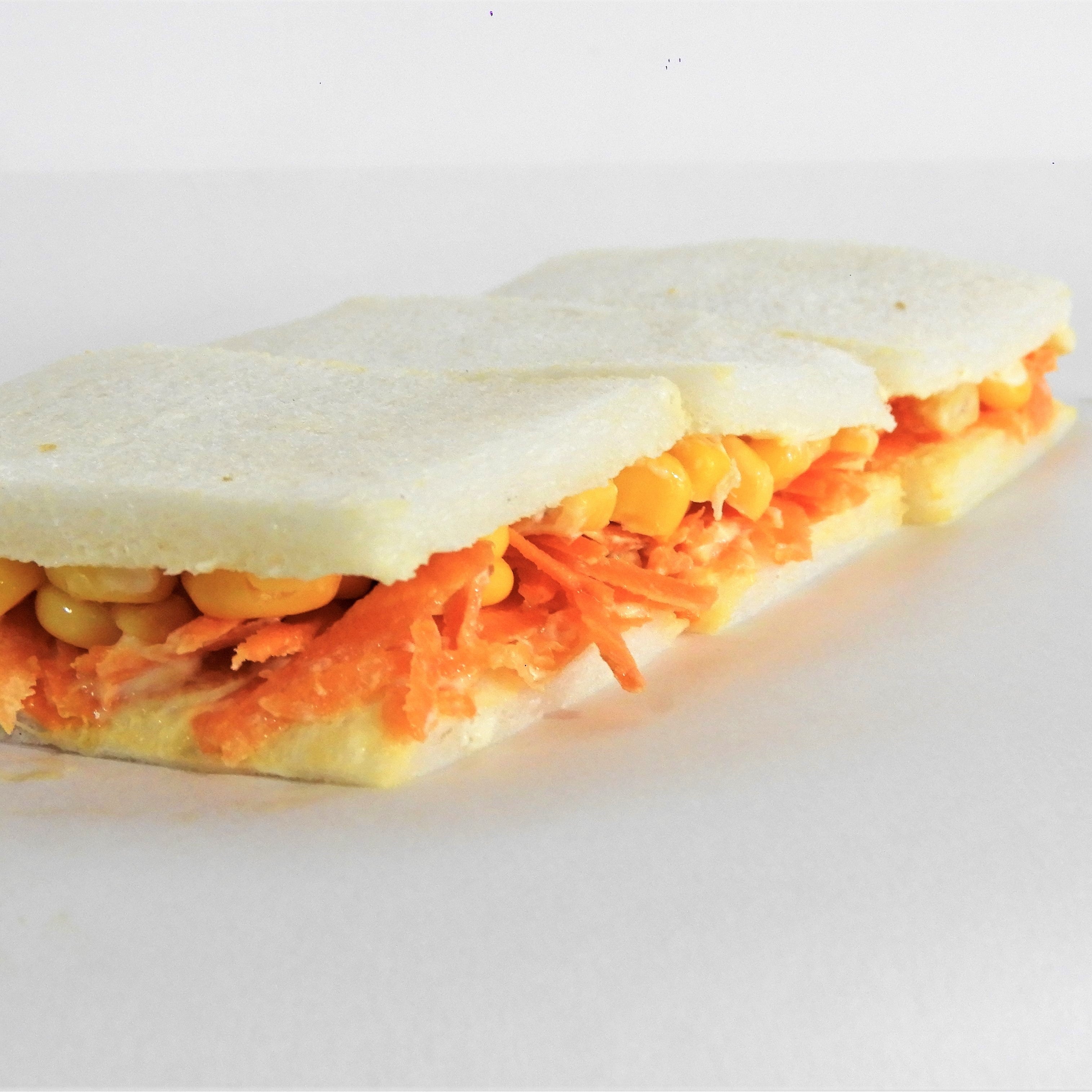 24 Sándwiches Vegetarianos (zanahoria y choclo) en pan blanco de copetín